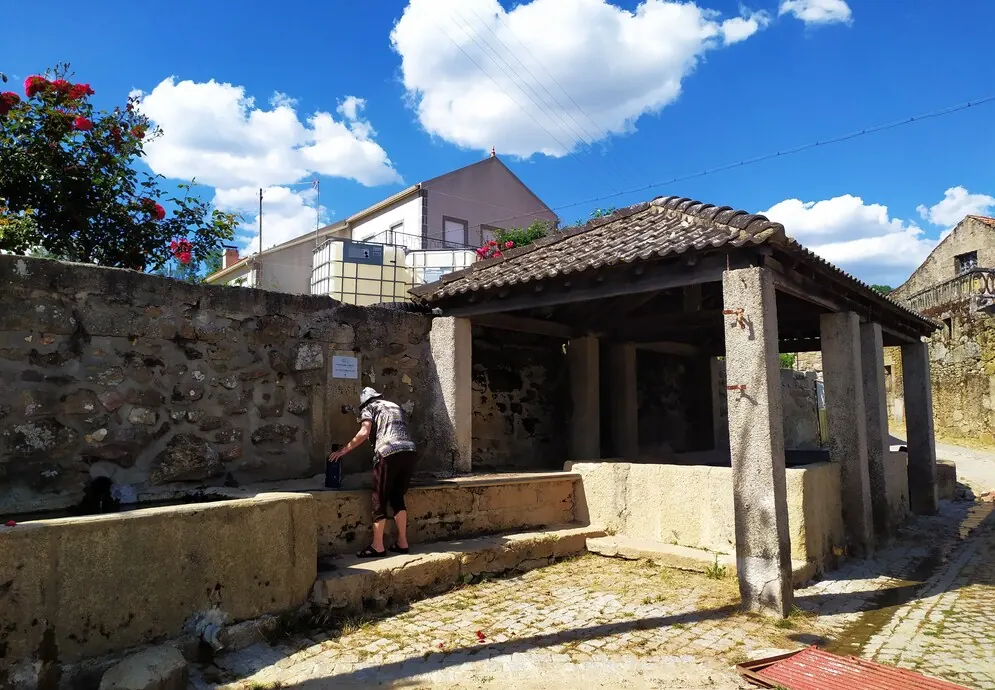 Fonte tradicional no Rochoso